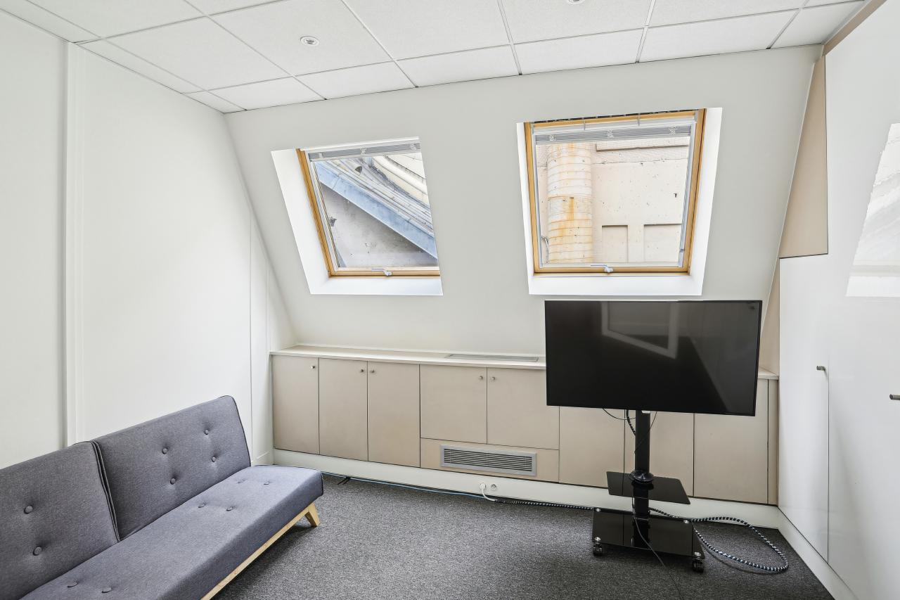 Bureau Paris 491m² Location bureau Paris OLBUR2420218 9